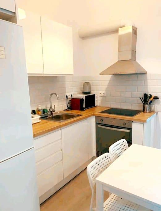 Apartamento En La Playa Las Arenas +Wifi+Ac Βαλένθια Εξωτερικό φωτογραφία