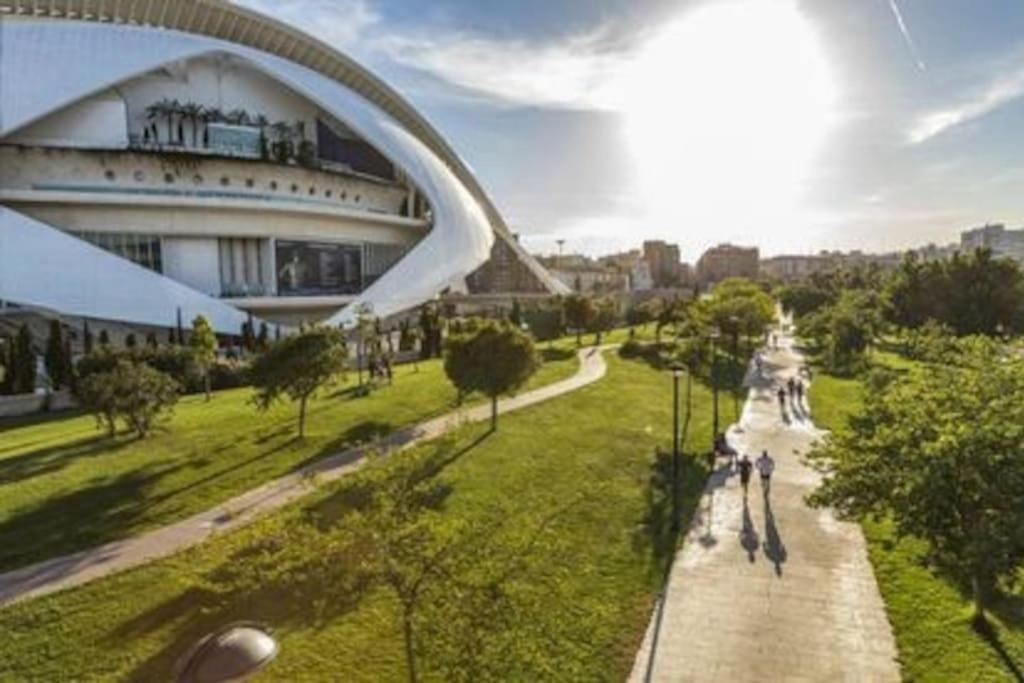 Apartamento En La Playa Las Arenas +Wifi+Ac Βαλένθια Εξωτερικό φωτογραφία